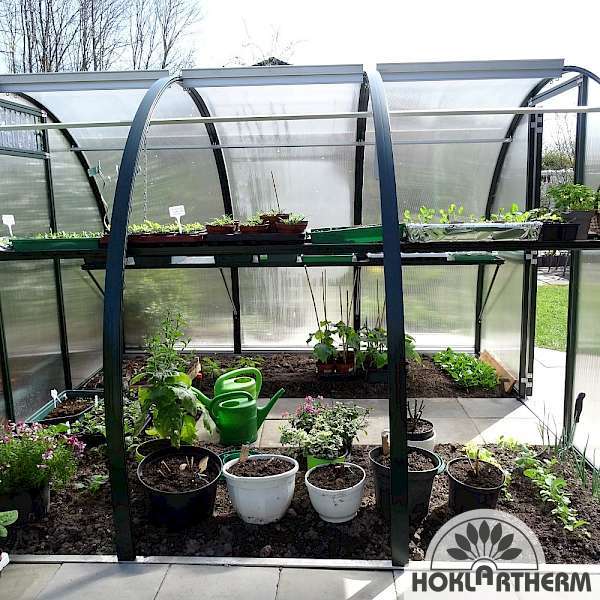Greenhouse accessories - Plant shelves in the Arcus