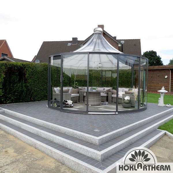 Rotating glass pavilion as a terrace solution