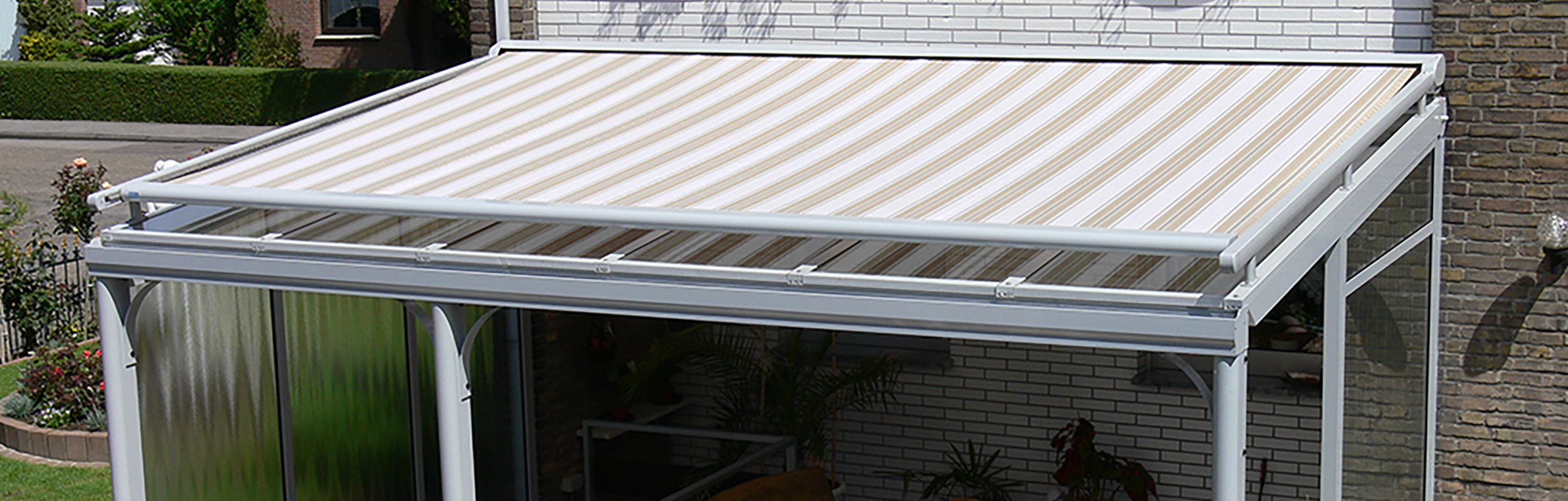 Outdoor awning from Hoklartherm