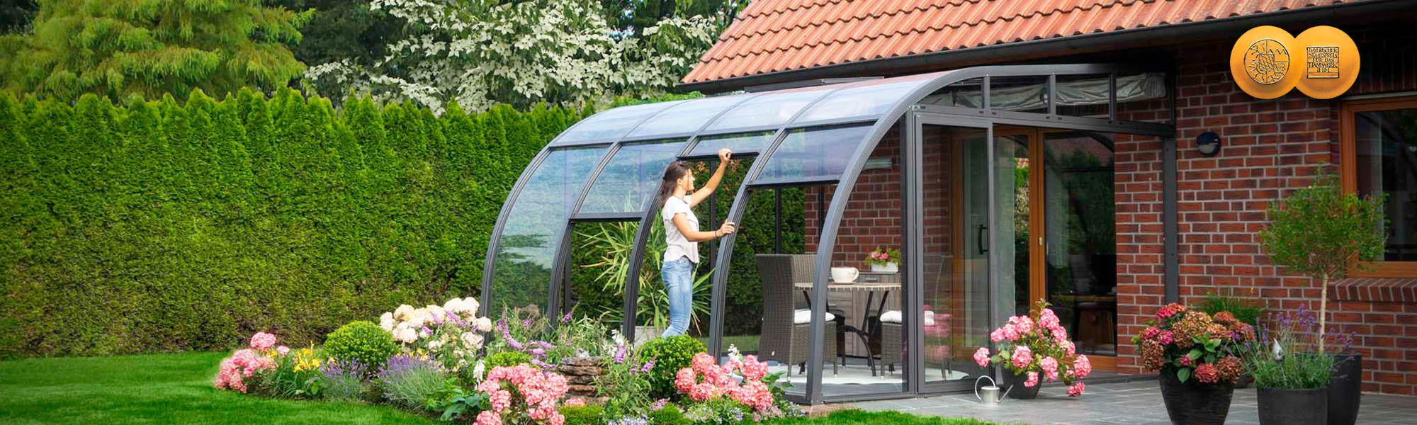 The conservatory Berlin with adjustable side elements