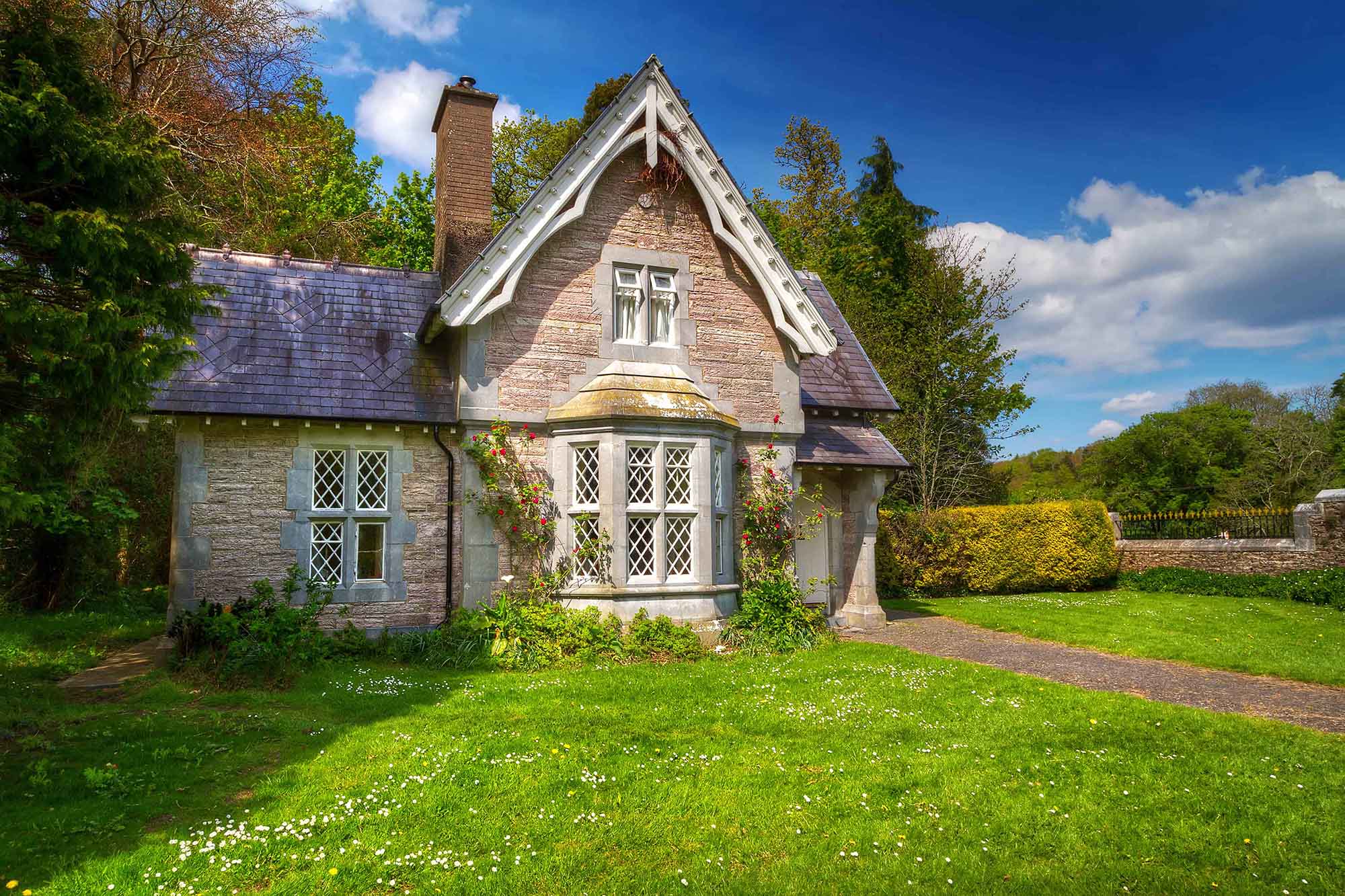 Ein kleines Cottage House im englischen Stil 