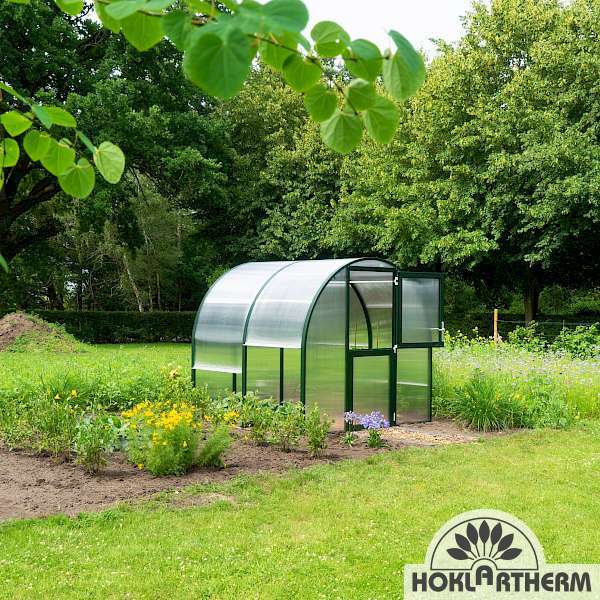 Lichtdurchflutet und ideal für kleine Gärten geeignet - Arcus von Hoklartherm