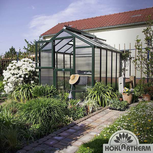 Greenhouse Bio-Top T-line in the garden